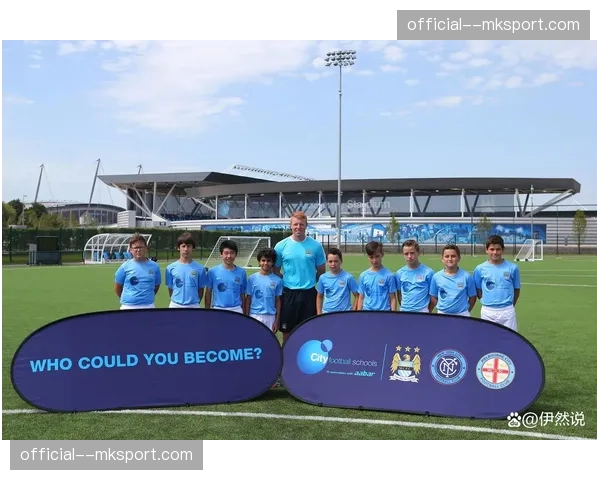 曼城主场2-1力克纽卡斯尔联，20岁新星奥赖利梅开二度