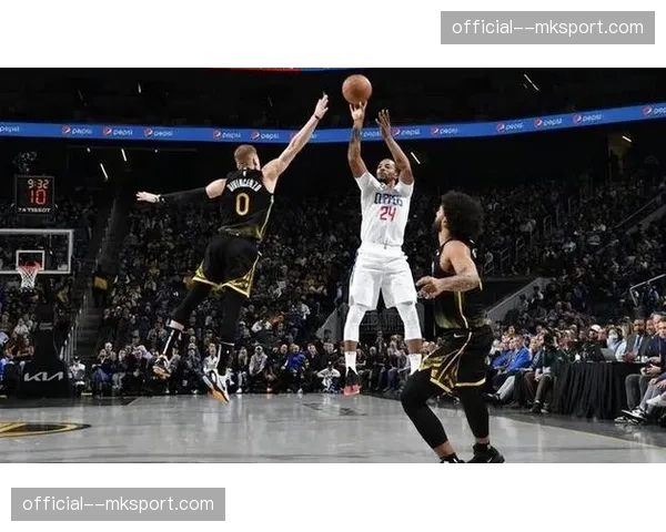 评论：附加赛区球队竞争惨烈，东部第九距第五仅差2.5个胜场