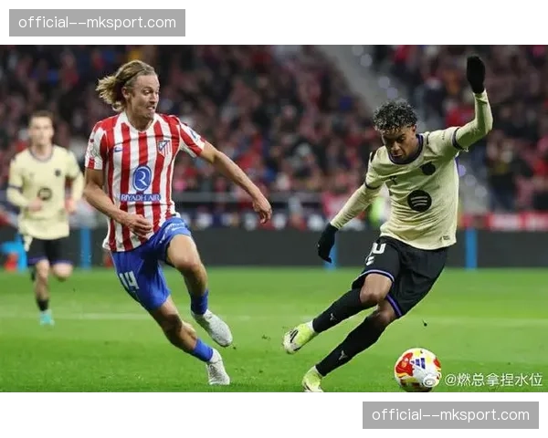 西甲第28轮前瞻：巴萨vs马竞，西蒙尼的防守体系面临哈维高位压迫终极考验