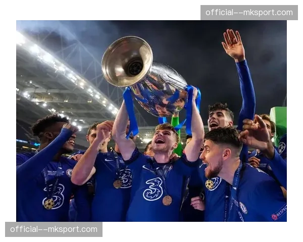 音乐与足球:欧冠主题曲演奏家表示,2026年决赛开场表演将融入主办国英国的音乐元素